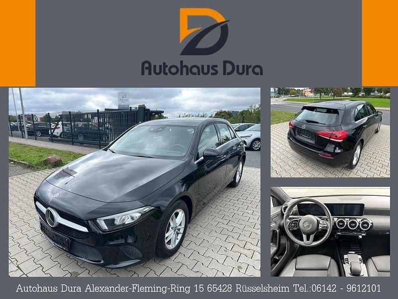 Nachtschwarz Gebraucht 2019 Mercedes A180 Style Limousine | 20.950 € (Fairer Preis) - Bild 1/4