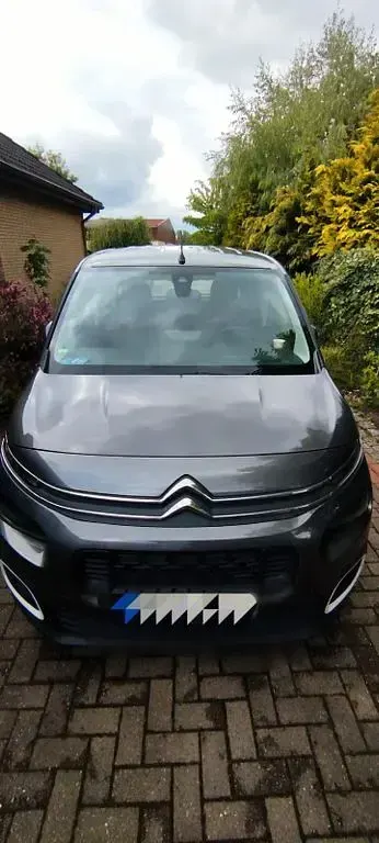 Gebraucht Citroën Berlingo Feel 131 PS (96 kW) 2020 Grau Van / Kleinbus