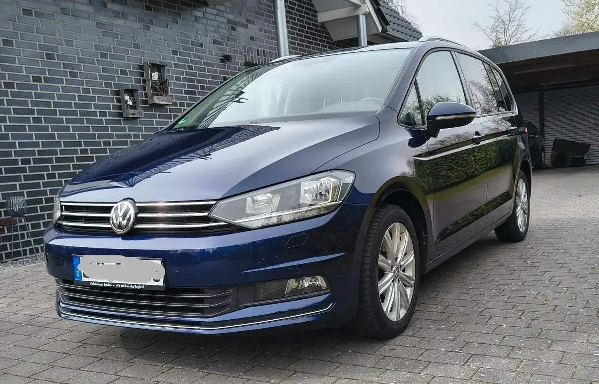 Używany VW Touran 115 KM (84 kW) 2018 Niebieski Minivan