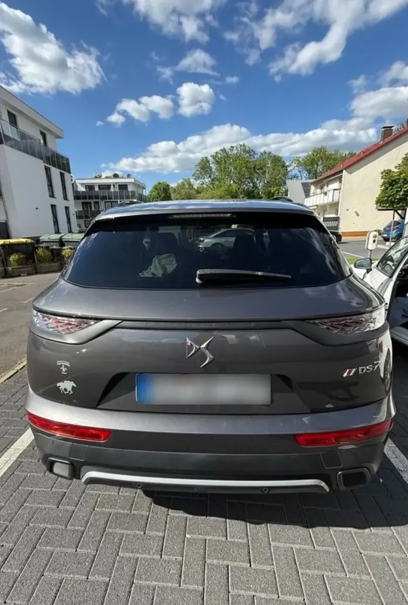 Gebraucht DS Automobiles DS7 Crossback Performance 131 PS (96 kW) 2022 Grau SUV