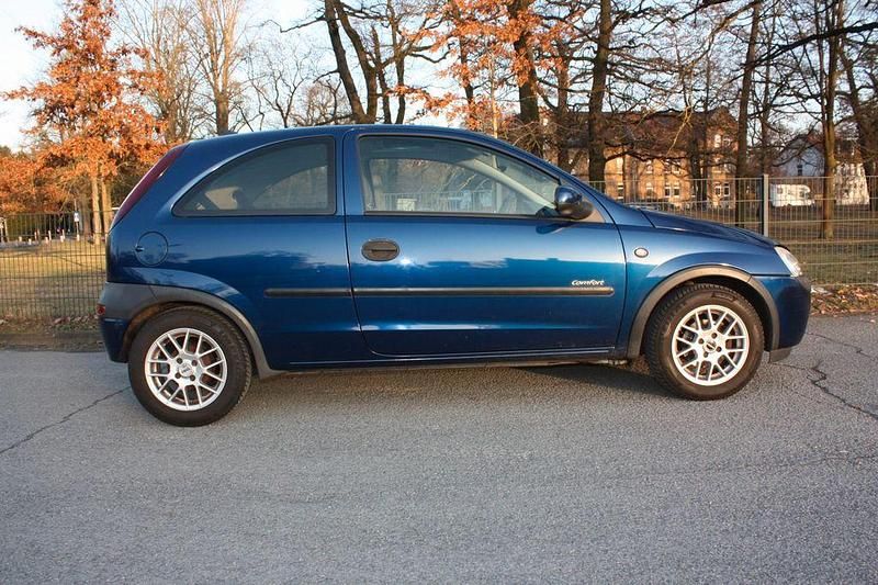 Gebraucht Opel Corsa Comfort 58 PS (42 kW) 2003 Blau Kleinwagen