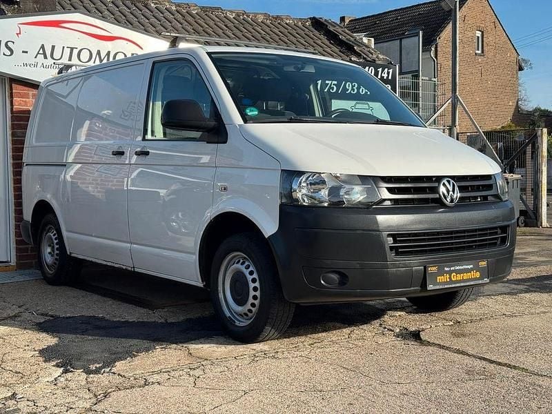 Weiß Gebraucht 2013 VW T5 Van | 9.999 € - Bild 1/4