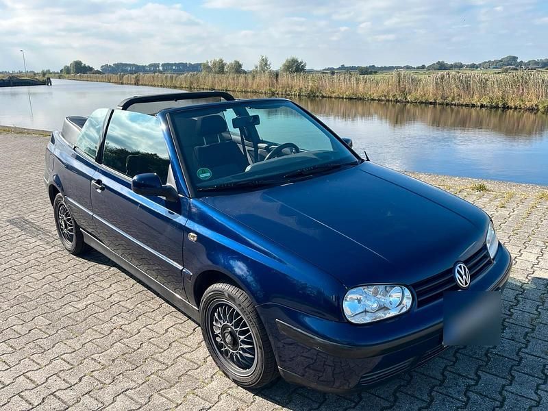 Gebraucht VW Golf Cabriolet 116 PS (85 kW) 2001 Blau Cabrio