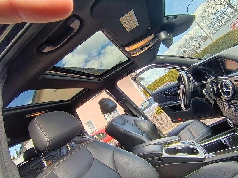 Gebraucht Mercedes GLK350 265 PS (194 kW) 2012 Schwarz SUV