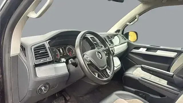 Gebraucht VW Multivan Highline 204 PS (150 kW) 2016 Schwarz Van / Kleinbus