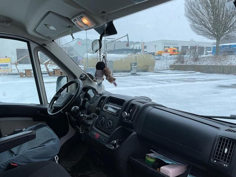 Gebraucht Peugeot Boxer 131 PS (96 kW) 2018 Weiß Van