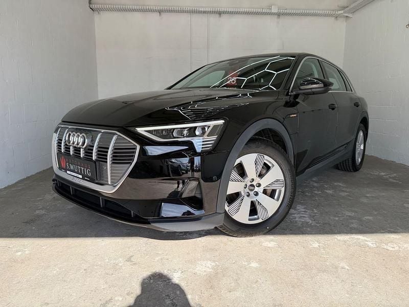 Gebraucht Audi e-tron 230 kW (313 PS) 2022 Schwarz SUV