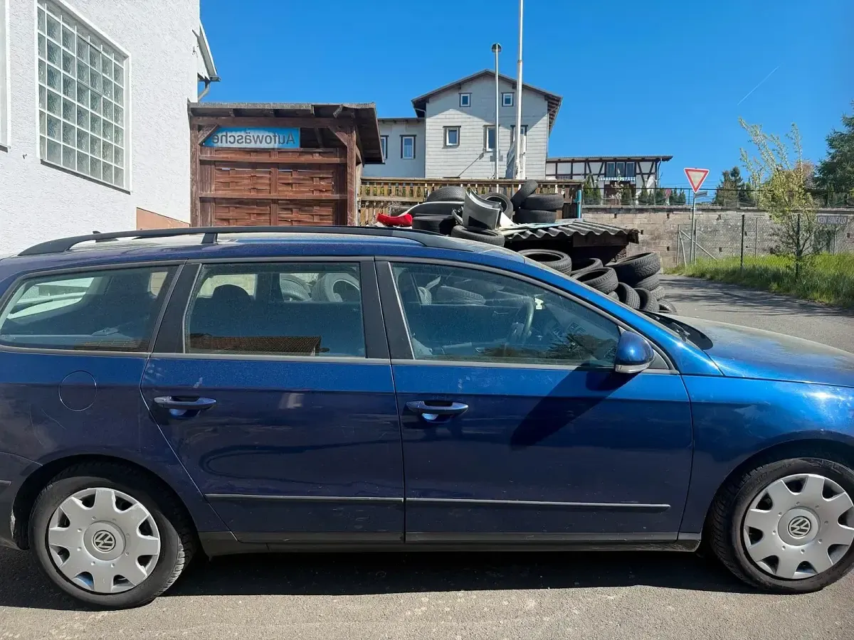 Usata VW Passat 170 CV (125 kW) 2007 Blu Station wagon