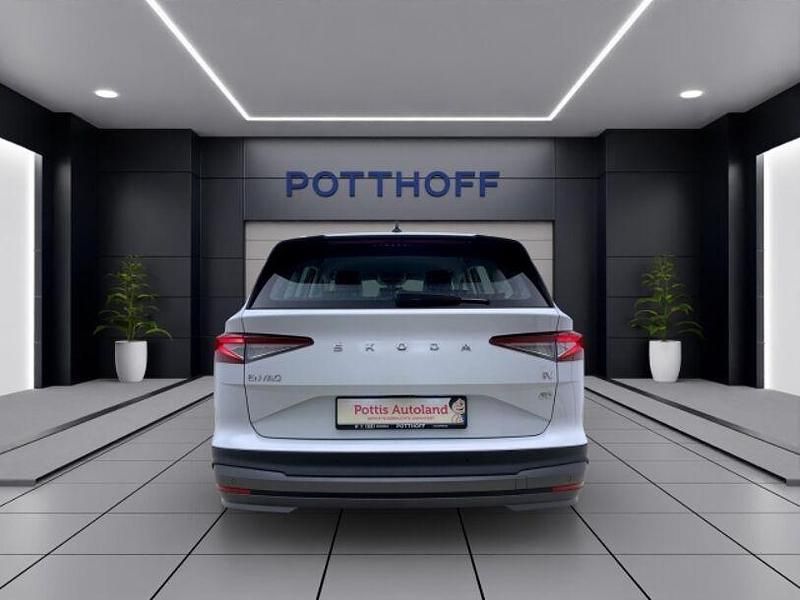 Gebraucht Skoda Enyaq iV Loft 131 kW (179 PS) 2021 Moonweiß perleffekt SUV