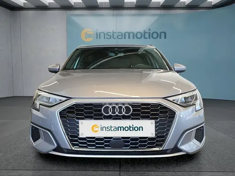 Gebraucht Audi A3 Sportback 150 PS (110 kW) 2022 Silber Kleinwagen