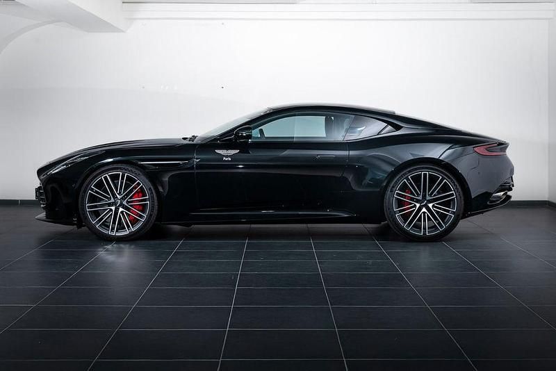 Gebraucht Aston Martin DB12 680 PS (500 kW) 2025 Schwarz