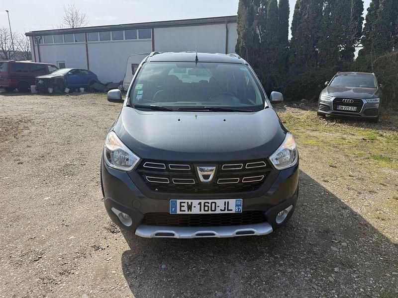 Gebraucht Dacia Lodgy Stepway 109 PS (80 kW) 2018 Grau Van / Kleinbus