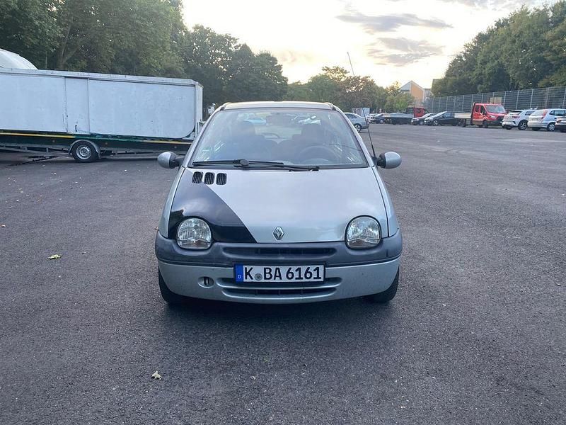 Gebraucht Renault Twingo 75 PS (55 kW) 2001 Grau Kleinwagen