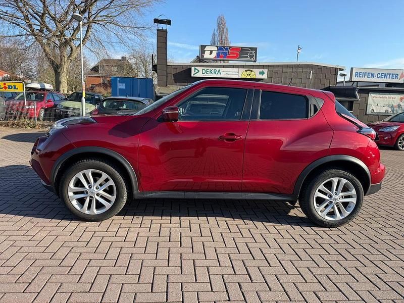 Gebraucht Nissan Juke N-Connecta 116 PS (85 kW) 2016 New red (m) SUV
