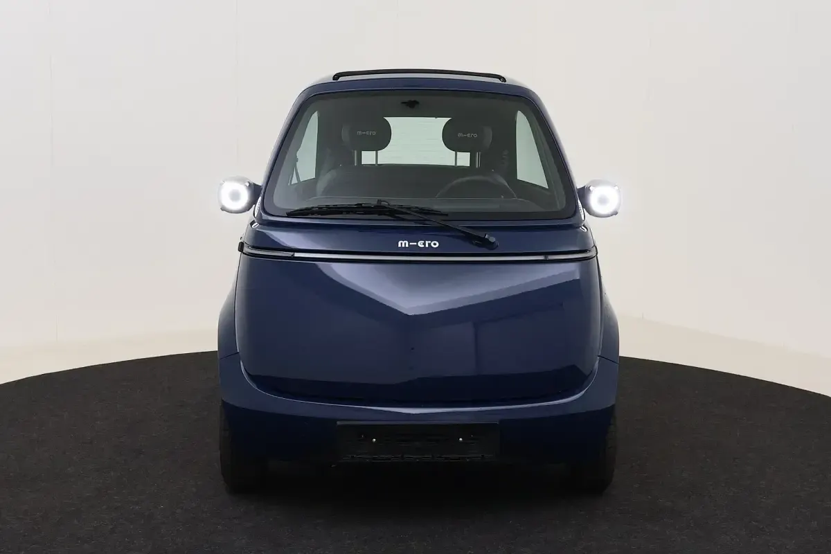 Gebraucht Micro Microlino 13 kW (18 PS) 2024 Blau (atlantis blue) Kleinwagen