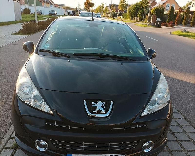 Schwarz Gebraucht 2008 Peugeot 207 CC RC Cabrio | 4.650 € - Bild 1/4