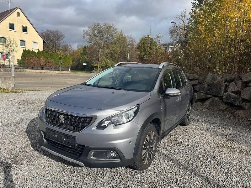 Grau Gebraucht 2017 Peugeot 2008 Allure SUV | 12.450 € (Fairer Preis) - Bild 1/4