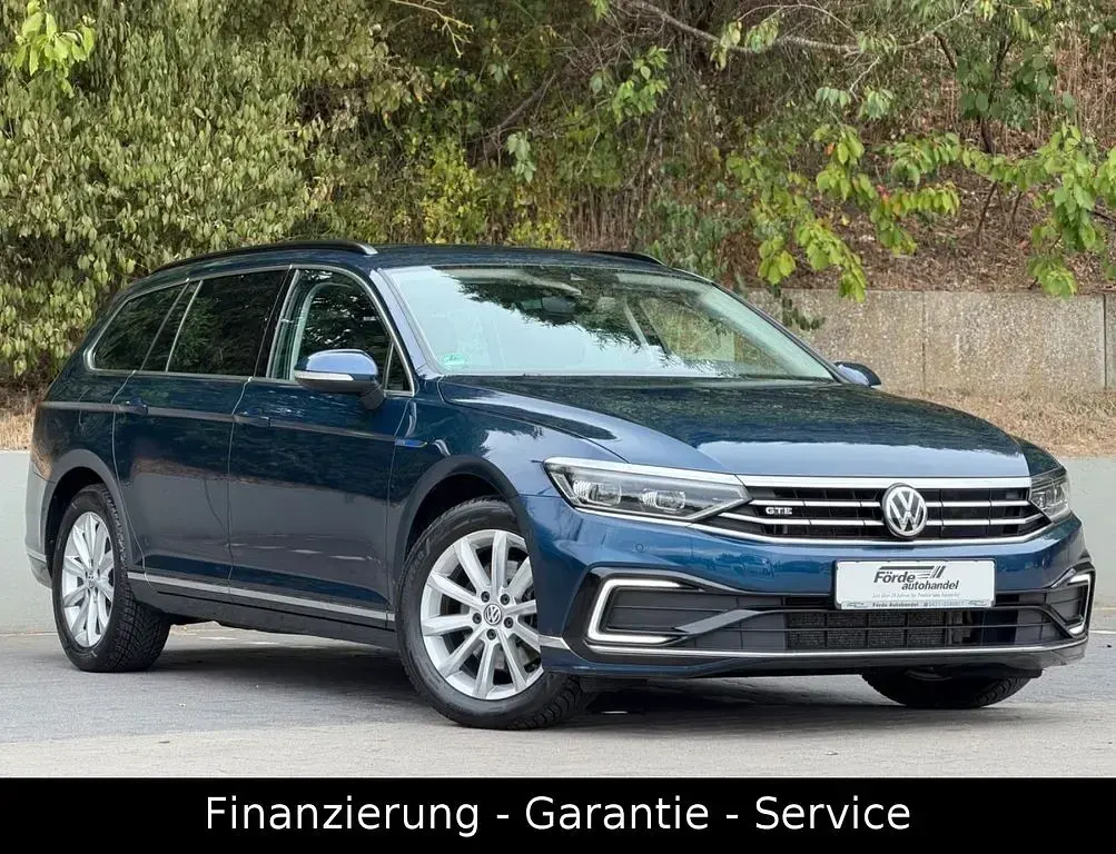 Gebraucht VW Passat GTE 156 PS (114 kW) 2020 Blau Kombi