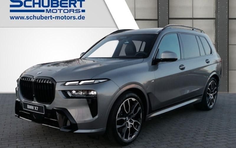 Neu BMW X7 Shadowline 352 PS (258 kW) 2026 Grau SUV