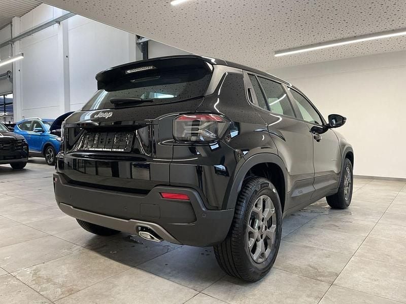 Neu Jeep Avenger Longitude 110 PS (80 kW) 2025 Volcano black pastell (schwarz) SUV