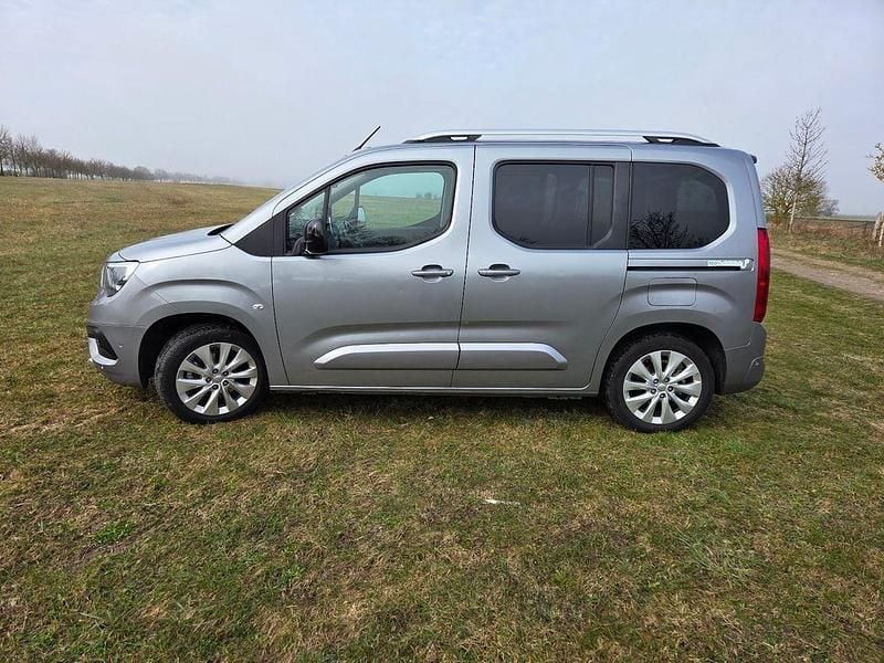 Gebraucht Opel Combo-e Life 56 kW (77 PS) 2022 Silber Van / Kleinbus