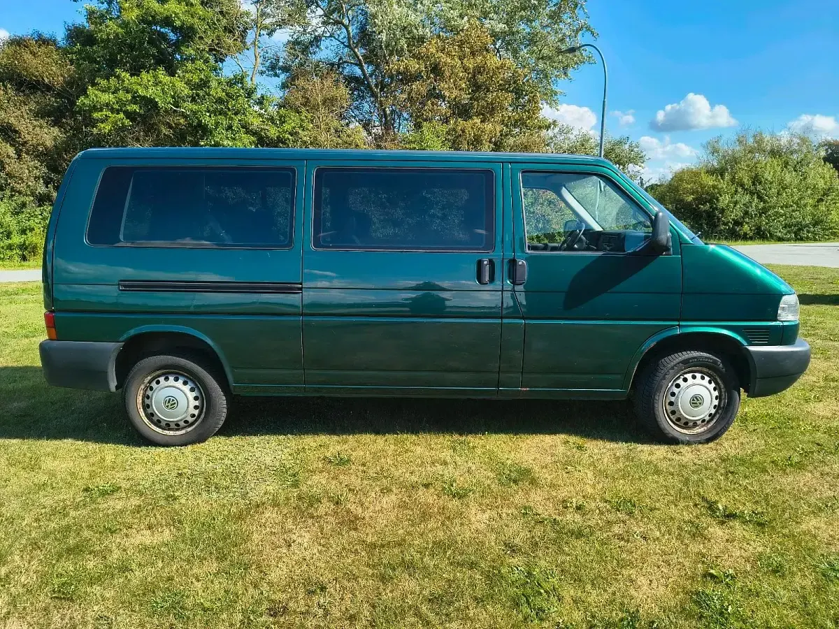 Gebraucht VW T4 151 PS (111 kW) 2001 Grün Van