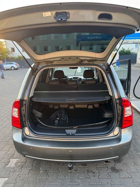 Grau Gebraucht 2011 Kia Carens Vision Van / Kleinbus | 1.700 € (Superpreis) - Bild 1/4