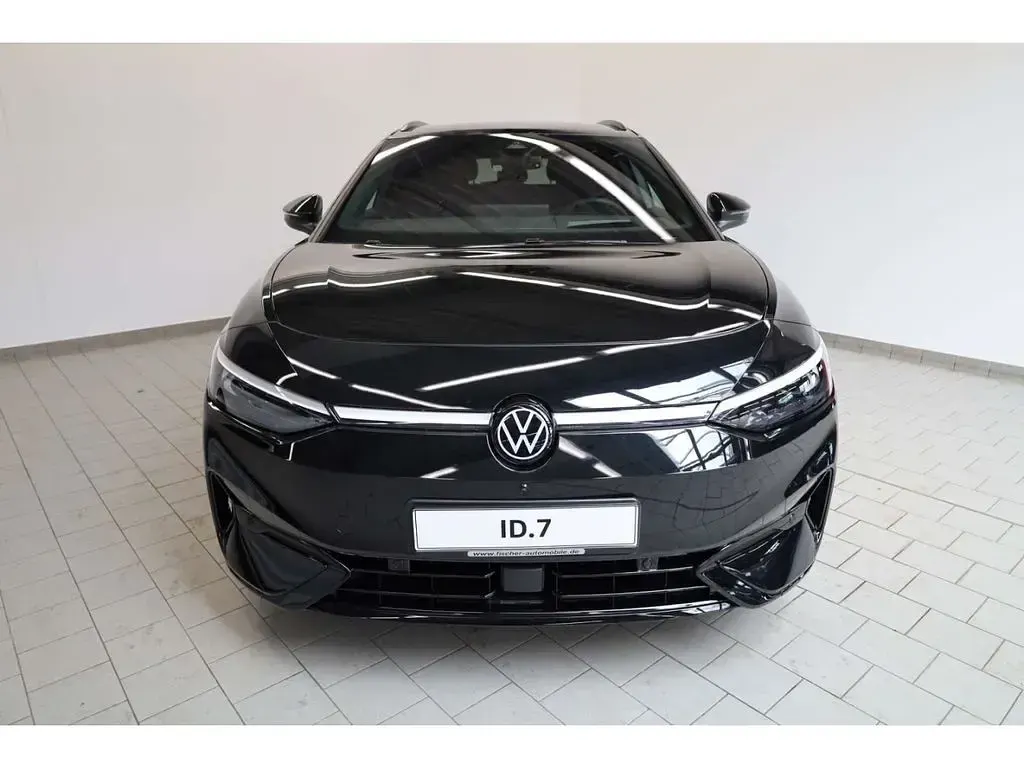 Neu VW ID.7 Pro 210 kW (286 PS) 2026 Grenadillschwarz metallic Kombi