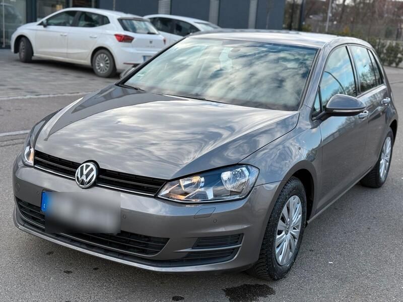 Grau Gebraucht 2016 VW Golf VII Limousine | 9.790 € (Superpreis) - Bild 1/4