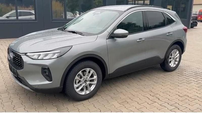 Gebraucht Ford Kuga Titanium 186 PS (136 kW) 2025 Grau SUV