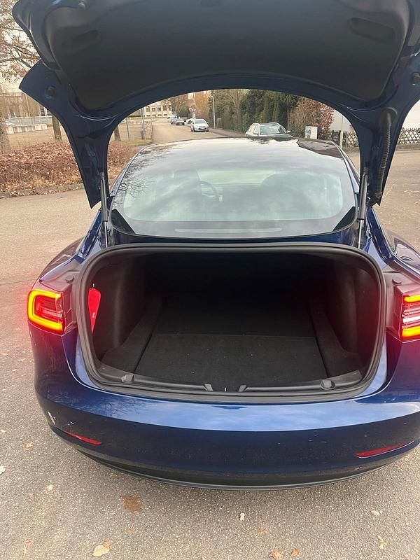 Gebraucht Tesla Model 3 324 kW (441 PS) 2020 Blau Limousine