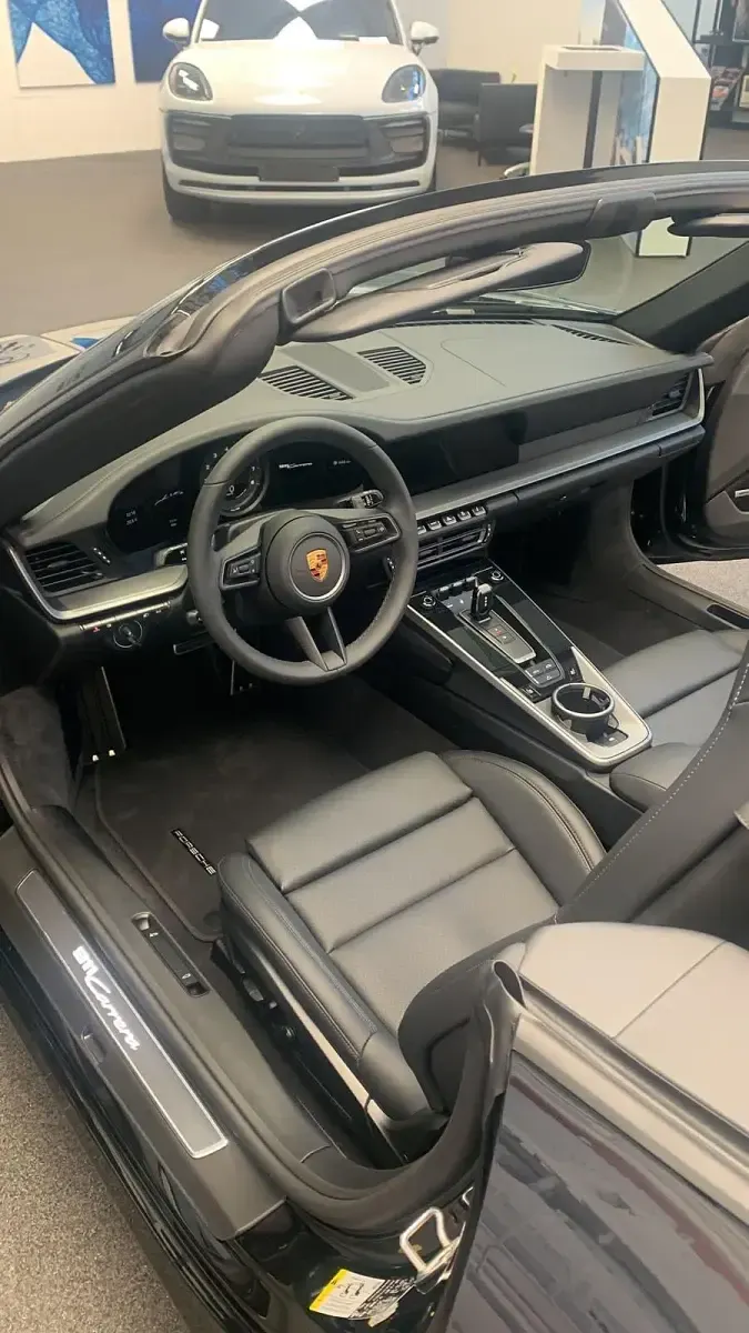 Brugt Porsche 992 385 HK (283 kW) 2022 Sort Cabriolet