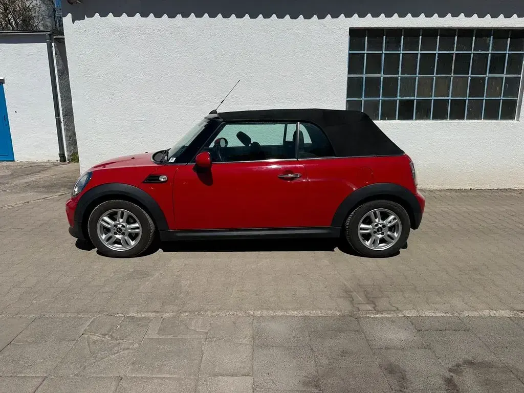 Gebraucht Mini One Cabriolet 98 PS (72 kW) 2012 Rot Cabrio
