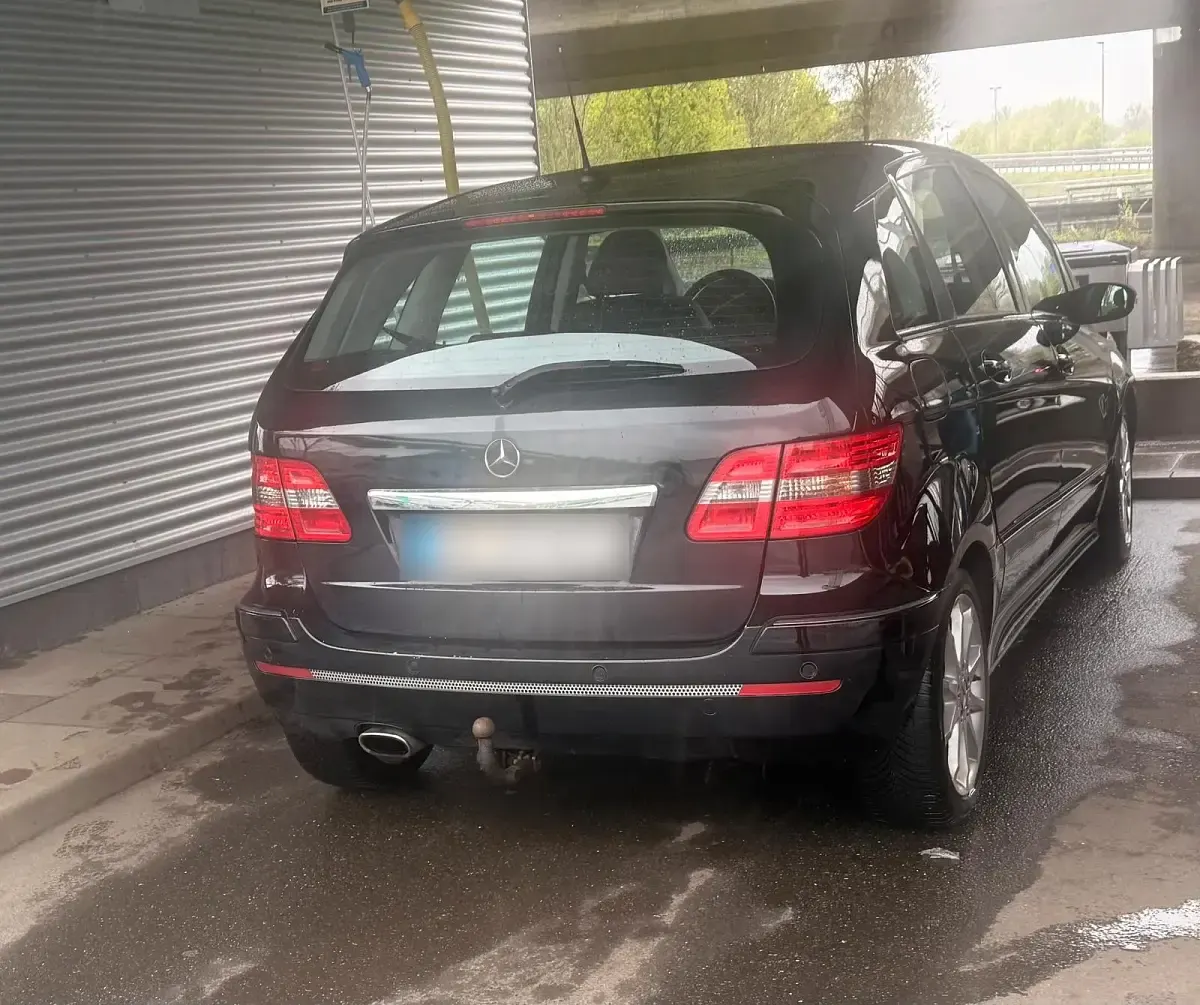 Gebraucht Mercedes B180 109 PS (80 kW) 2006 Schwarz Van / Kleinbus
