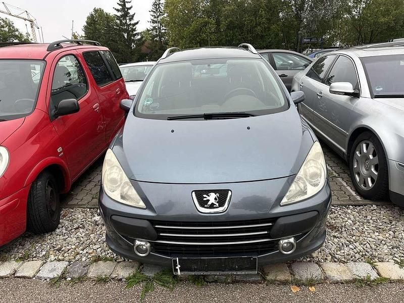 Lackierung eisengrau Gebraucht 2007 Peugeot 307 Kombi | 790 € (Superpreis) - Bild 1/4