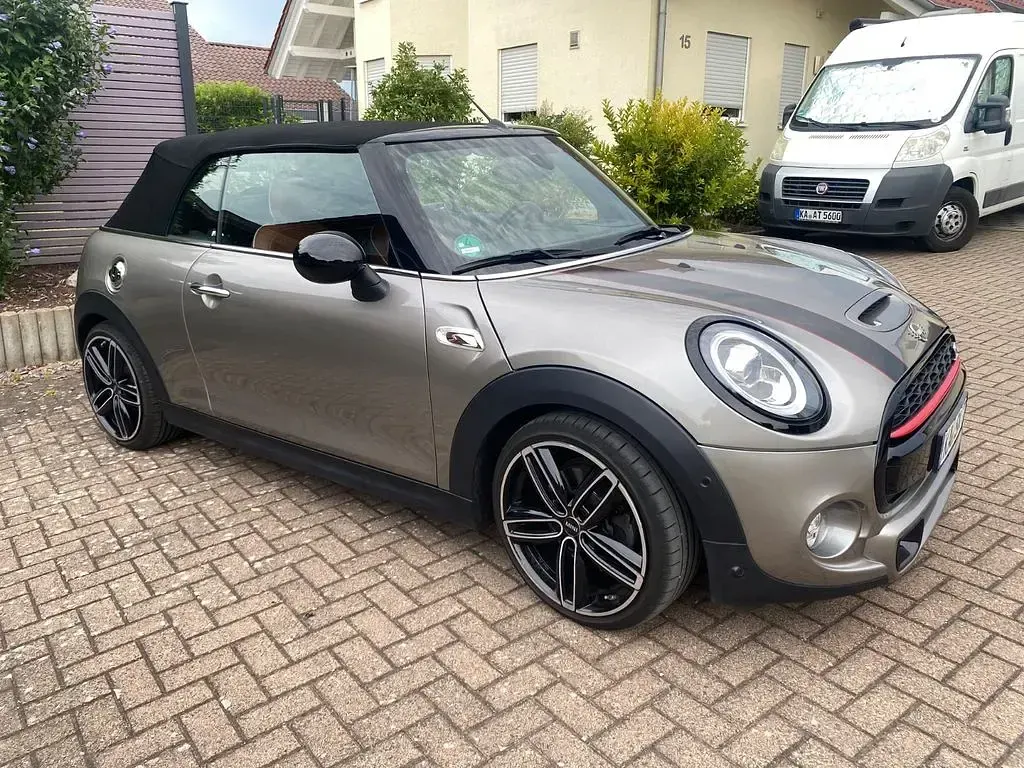 Gebraucht Mini Cooper S Cabriolet 192 PS (141 kW) 2019 Grau Cabrio