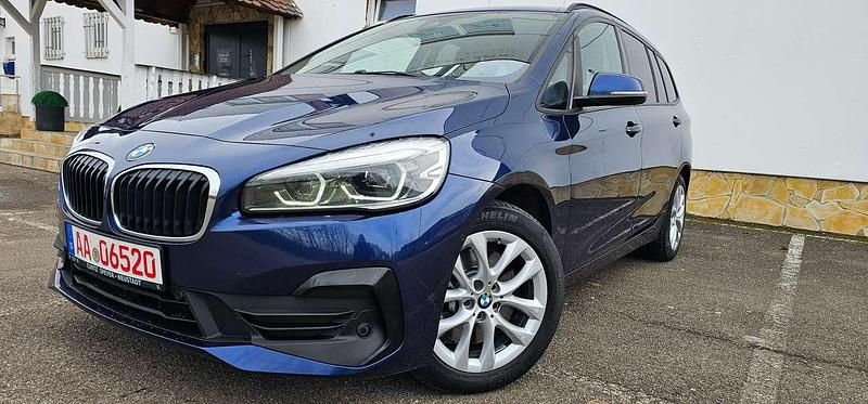 Mediterranblau metallic Gebraucht 2019 BMW 218 Advantage Van / Kleinbus | 15.200 € (Fairer Preis) - Bild 1/4