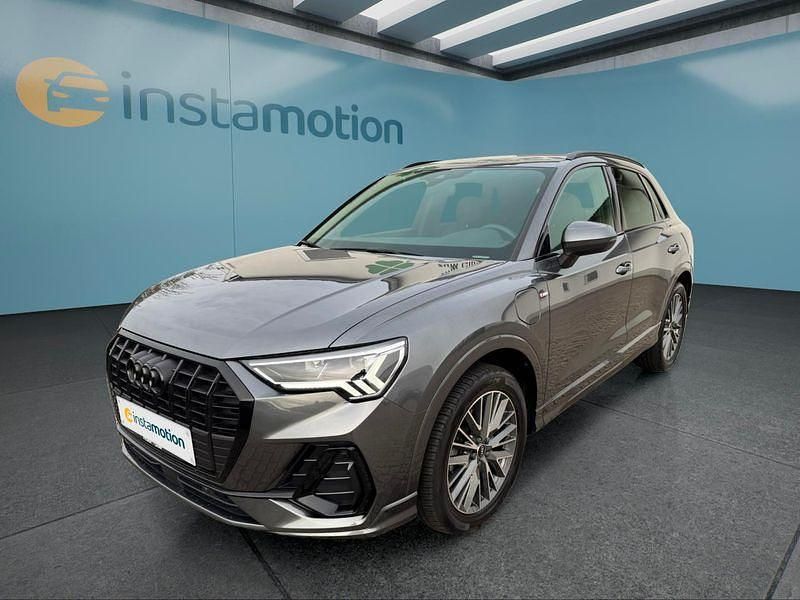 Grau Gebraucht 2022 Audi Q3 SUV | 33.649 € (Teuer) - Bild 1/4