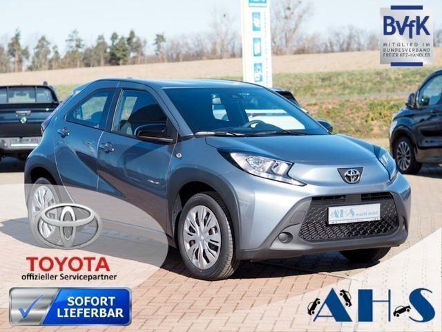 Blau Neu 2025 Toyota Aygo Business Edition Kleinwagen | 17.990 € - Bild 1/4
