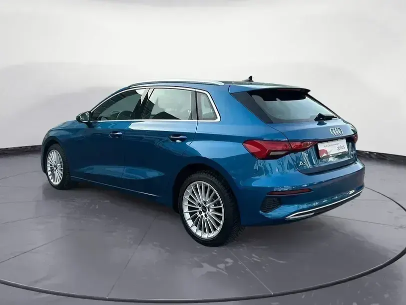 Brugt Audi A3 Advanced 110 HK (80 kW) 2022 Blå Sedan