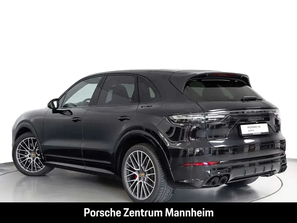Gebraucht Porsche Cayenne GTS Chrono 460 PS (338 kW) 2021 Schwarz SUV