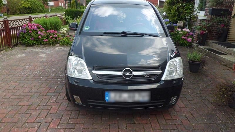 Schwarz Gebraucht 2003 Opel Meriva Van / Kleinbus | 650 € (Guter Preis) - Bild 1/4