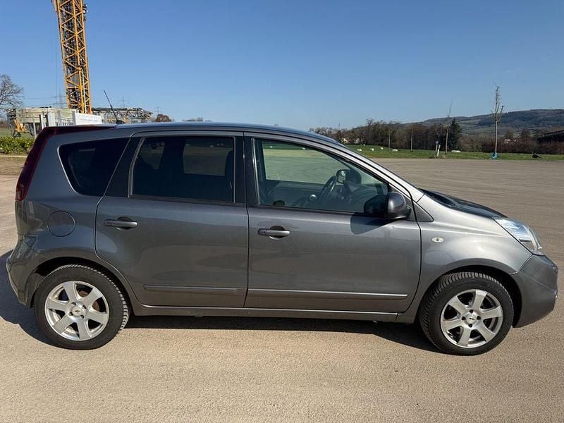 Gebraucht Nissan Note I-Way 90 PS (66 kW) 2012 Grau Kleinwagen