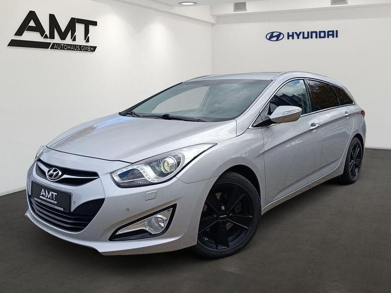 Silber Gebraucht 2014 Hyundai i40 Edition Kombi | 9.990 € (Fairer Preis) - Bild 1/4