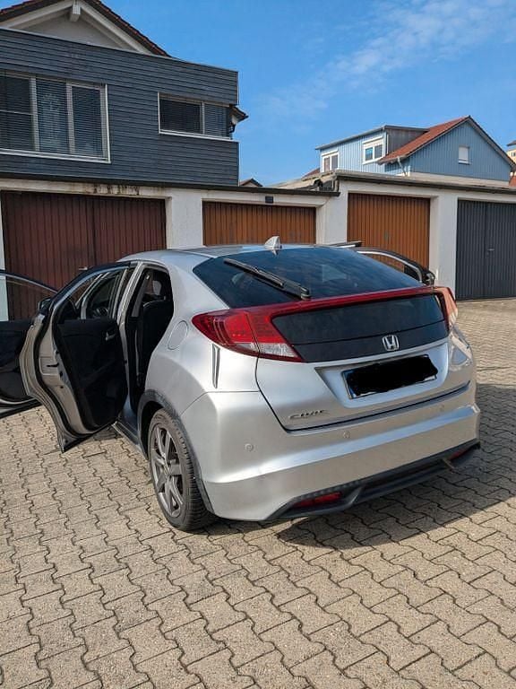 Gebraucht Honda Civic 141 PS (103 kW) 2015 Silber Limousine