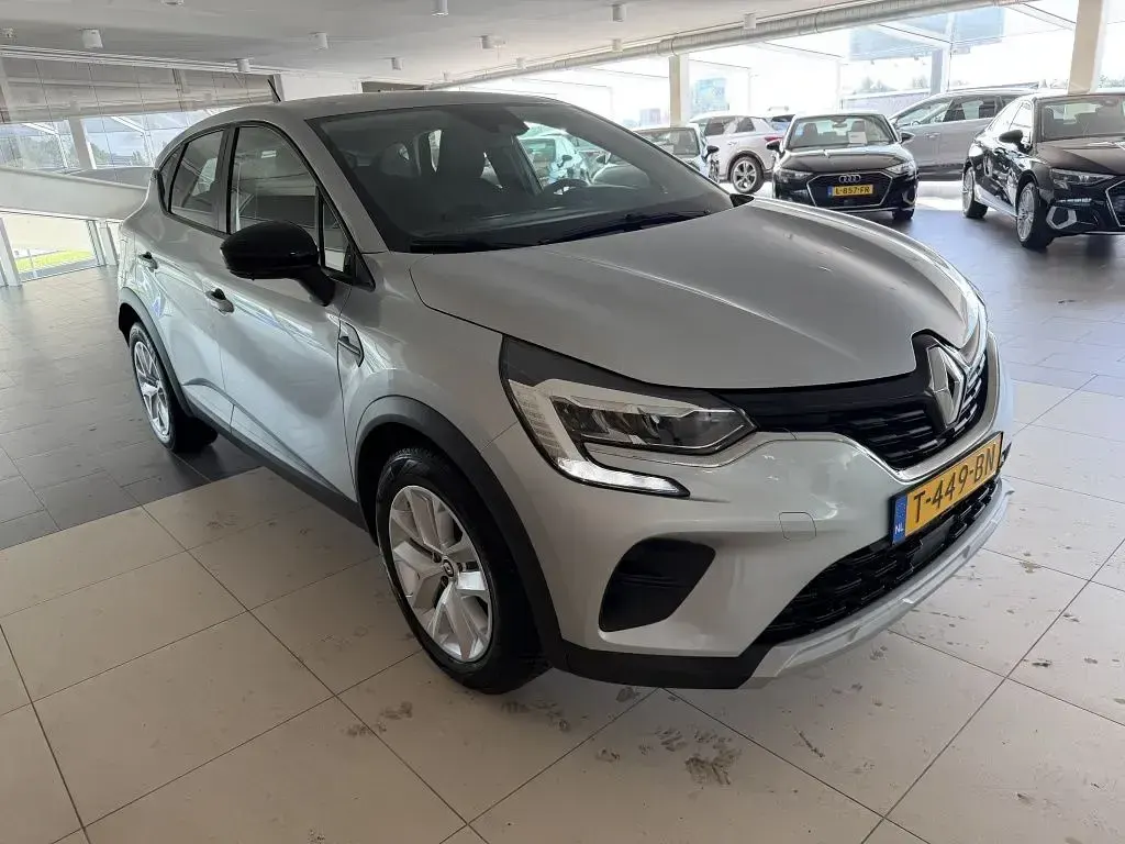 Gebraucht Renault Captur Evolution 91 PS (66 kW) 2023 Grau SUV