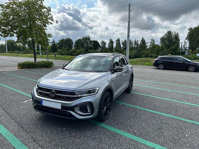Gebraucht VW T-Roc Style 150 PS (110 kW) 2023 Silber SUV