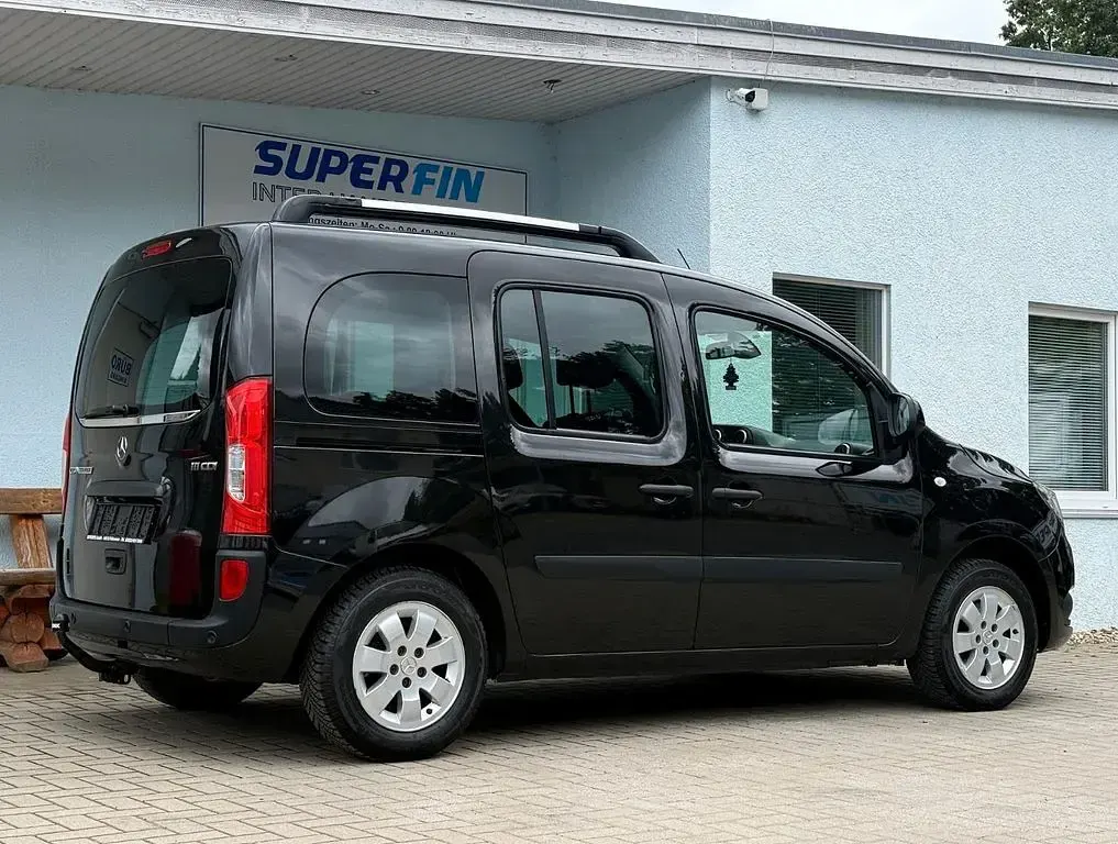 Gebraucht Mercedes Citan 111 Edition 110 PS (80 kW) 2018 Schwarz Van / Kleinbus