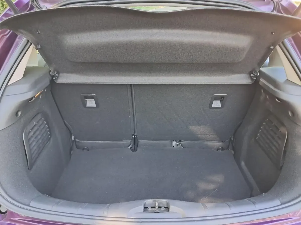 Gebraucht Citroën C3 82 PS (60 kW) 2015 Violet Limousine