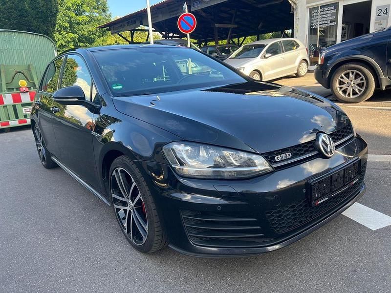 Schwarz Gebraucht 2017 VW Golf VII Sound Limousine | 13.999 € (Fairer Preis) - Bild 1/4